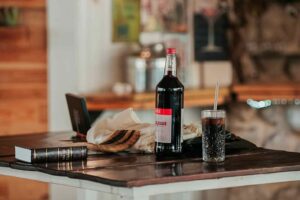 צילום באירוע ברית מילה בקבוק יין קידוש (צילומי אווירה ברית מילה)